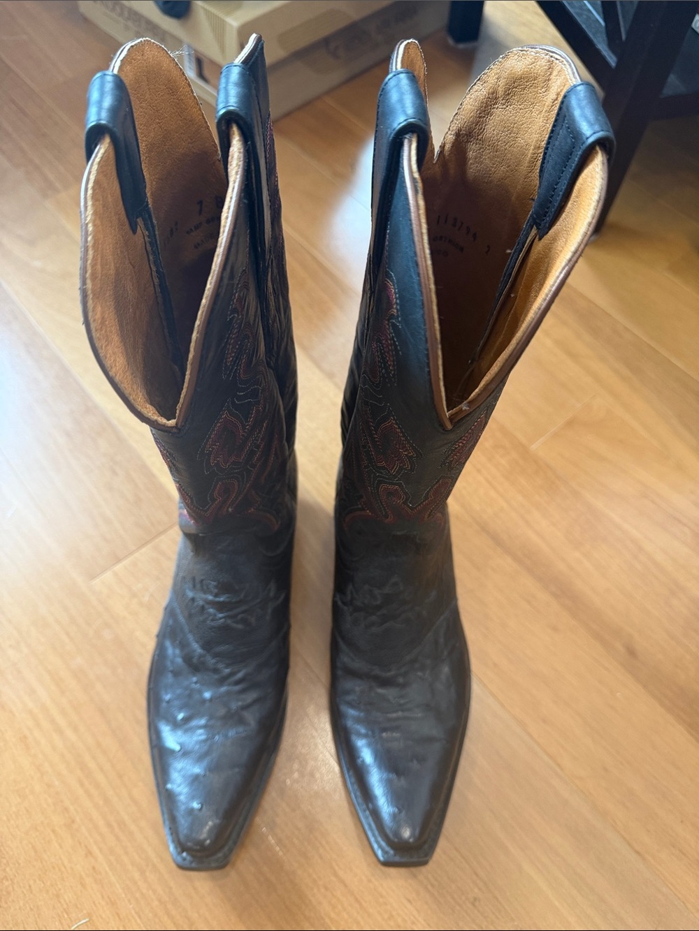Lucchese ostrich & leather black Western Boots, ostrich toe box - Picture 16 of 16